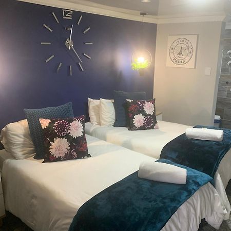 Mitchell'S Guesthouse Parow Exteriör bild