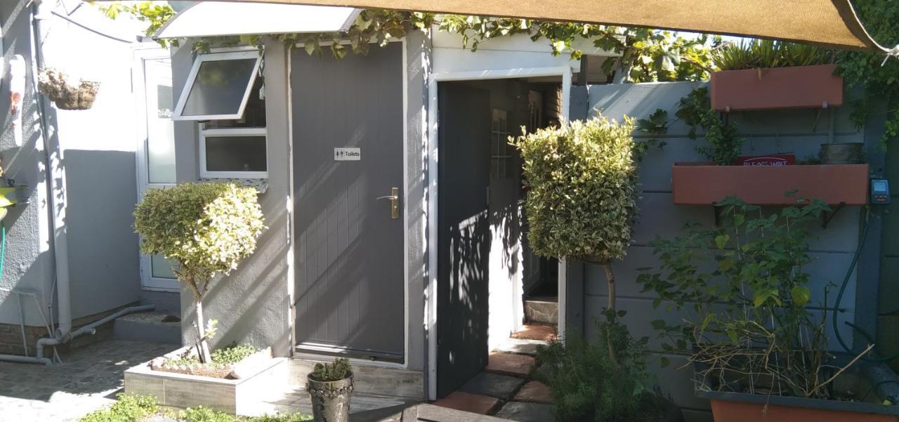 Mitchell'S Guesthouse Parow Exteriör bild
